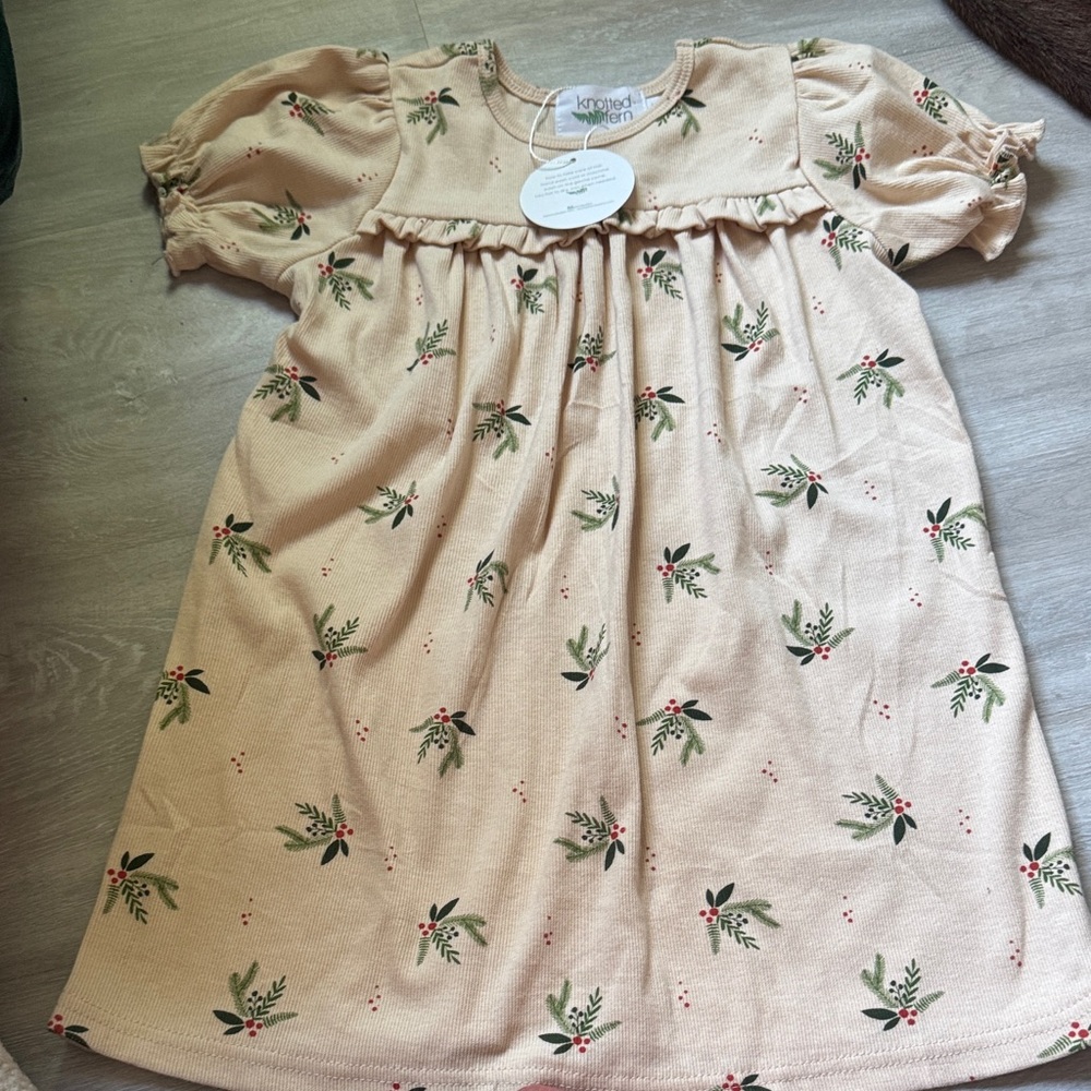 NWT Knotted Fern dress size 3T